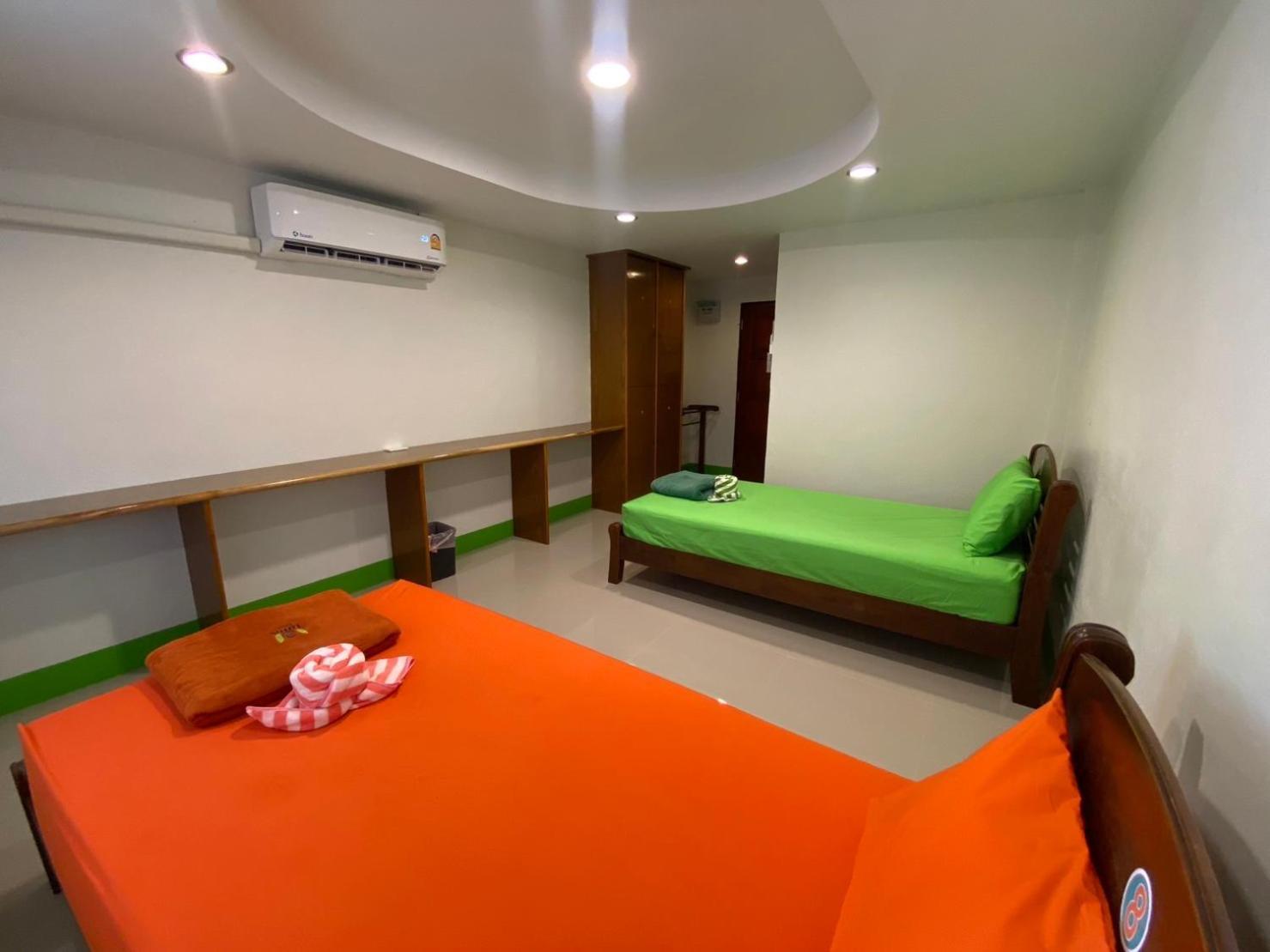 Lotus Hostel Beach Koh Tao Exterior photo