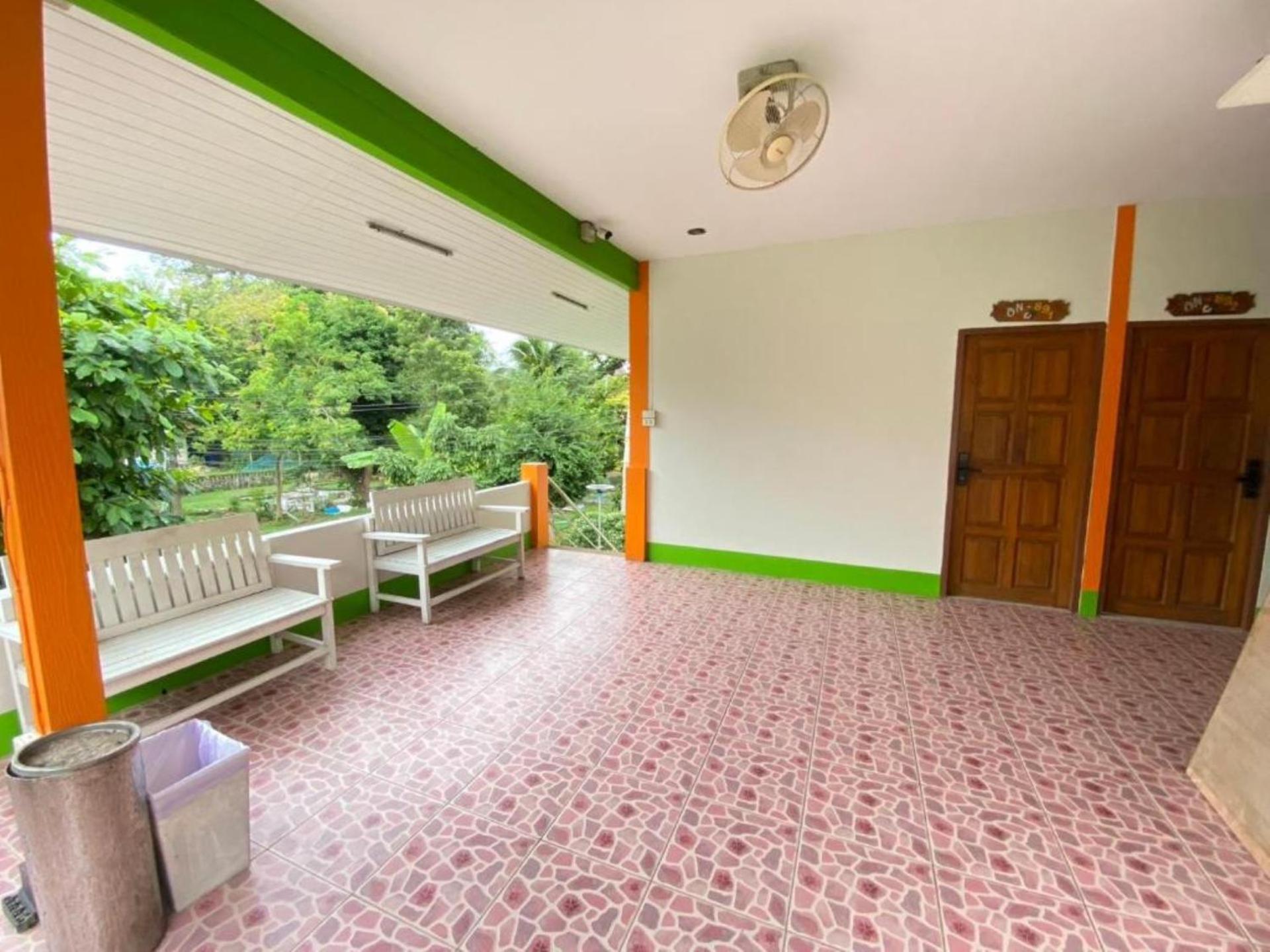 Lotus Hostel Beach Koh Tao Exterior photo